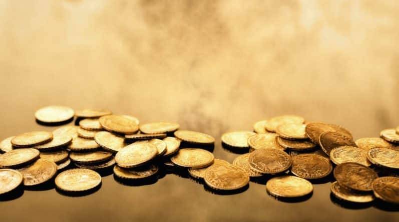 В Англии обнаружен клад из 550 монет XIV века стоимостью £150,000 - theuk - Англия