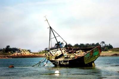 В Карибском море нашли корабль-призрак с 20 мертвецами на борту - real-vin.com - Украина - Индия - Гаити - Острова Теркс и Кайкос