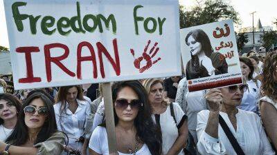 Али Хаменеи - Правозащитник об Иране: "Диктатор отказывается признавать реальность" - ru.euronews.com - США - Израиль - Иран - Нью-Йорк