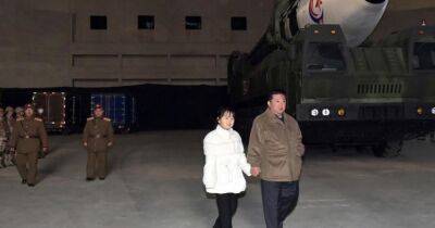 Ким Ченын - Ким Чен Ын - Появившаяся на публике дочь Ким Чен Ына может быть его вторым ребенком, — СМИ - focus.ua - Южная Корея - США - Украина - КНДР