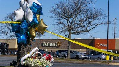 Джозеф Байден - Мотив открывшего стрельбу в Walmart остаётся неизвестным - ru.euronews.com - США - шт. Колорадо - штат Виргиния