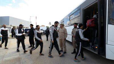 Ливия депортировала группу нелегальных мигрантов - ru.euronews.com - Ливия - Триполи - Чад