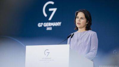 Анналена Бербок - Страны G7 обсудят помощь Украине на зиму в Бухаресте на следующей неделе - Германия - unn.com.ua - Украина - Киев - Германия - г. Бухарест - Война