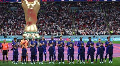 Сборные Англии и США сыграли вничью в матче группового этапа чемпионата мира по футболу - dialog.tj - Россия - США - Англия - Франция - Бразилия - Иран - Катар