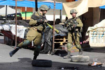 Три палестинца убиты в ночных столкновениях с ЦАХАЛом - news.israelinfo.co.il - Палестина