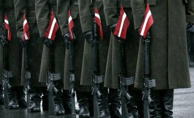 Армейскую форму для латвийских солдат шили из опасной ткани: СМИ - obzor.lt - Рига - Латвия