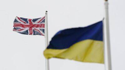 Украинским беженцам предложили стать водителями автобусов - rbnews.uk - Украина - Англия - Twitter - Covid-19 - Facebook