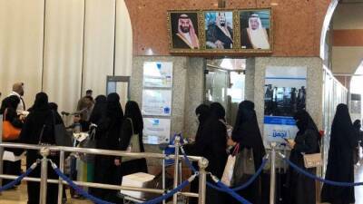 Мухаммед Бин-Салман - Эмансипация саудовских женщин становится необратимой: экспресс Мекка — Медина - eadaily - Саудовская Аравия