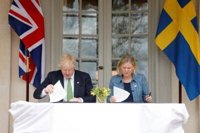 Борис Джонсон - Саули Ниинист - Магдалена Андерссон - Великобритания подпишет со Швецией и Финляндией соглашения о взаимных гарантиях безопасности - rbnews.uk - Россия - Англия - Швеция - Финляндия - Хельсинки