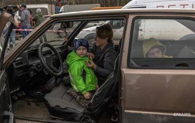 В Кабмине назвали программы финпомощи, доступные переселенцам - korrespondent - Россия - Украина