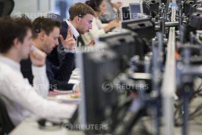 Рынок акций Московской биржи по состоянию на 10:30 мск 16 мая растет - smartmoney.one - Москва - Москва - Reuters