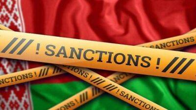 Роман Головченко - Беларусь теряет через западные санкции до $18 млрд в год - minfin.com.ua - Россия - Украина - Англия - Белоруссия