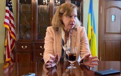 Кристина Квин - В США описали ситуацию с поставками самолетов Украине - korrespondent - Россия - США - Украина