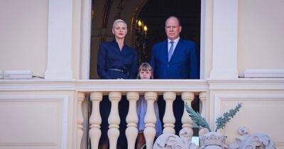 Княгиня Монако Шарлен появилась на публике в мрачном черном образе - focus.ua - Украина - Монако - Княжество Монако - Юар