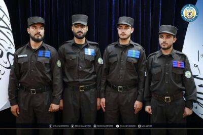 Афганистан - Михаил Гольд - Талибы презентовали новую форму афганской полиции - lenta.ua - Украина - Афганистан