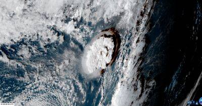 Ученые выяснили, что извержение вулкана Тонга может повредить озоновый слой - focus.ua - Украина - Тонга