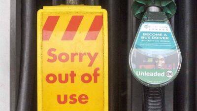 Англия - Британцы начали массово отказываться от отпуска из-за роста цен на бензин - smartmoney.one - Англия - Лондон - Лондон - Великобритания