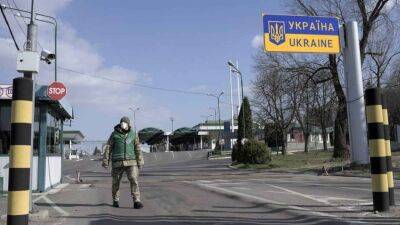 України Денис Шмигаль - Україна запровадить електронну чергу для перетину кордону - vchaspik.ua - Украина - Україна