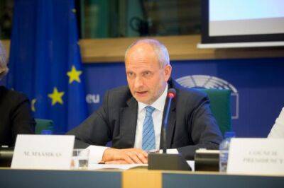 Матти Маасикас - Евросоюз готовит восьмой пакет санкций — посол ЕС - minfin.com.ua - Россия - Украина - Брюссель