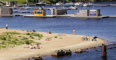 В Риге можно купаться во всех официальных водоемах, а в Сигулде ввели запрет из-за загрязнения - rus.delfi.lv - Рига - Латвия