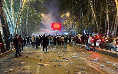 Втрата контролю. Демонстранти захопили місто: що зараз відбувається в Ірані - rbc.ua - Україна - Іран - місто Тегеран