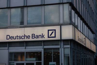 Джеффри Эпштейн - Deutsche Bank выплатит более 26 миллионов из-за связей с российскими олигархами - epravda.com.ua - США - Украина